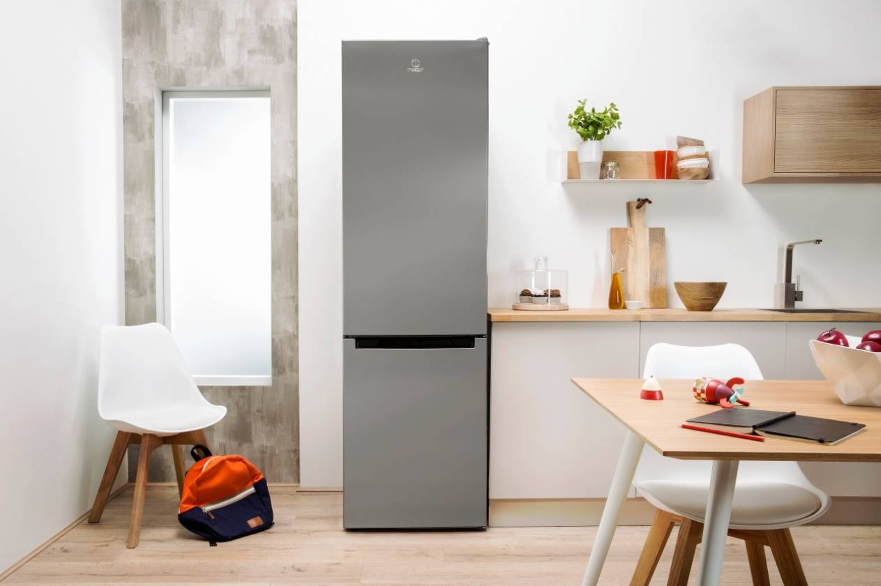 Combiné Indesit XIT8T2EX